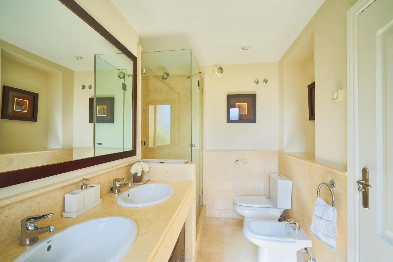 Capanes Del Golf Apartman Benahavís Spanyolország